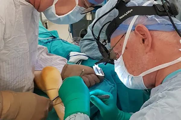 Prof. Dr. Ahmet Turan Aydın - Ortopedi Cerrahı - Antalya Finike