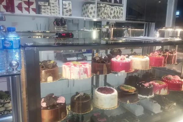Pınarbaşı Pastanesi - Kek dükkanı - İstanbul Ataşehir