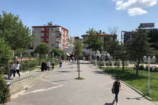 Halide Edip Adıvar Parkı - Park - İstanbul Küçükçekmece
