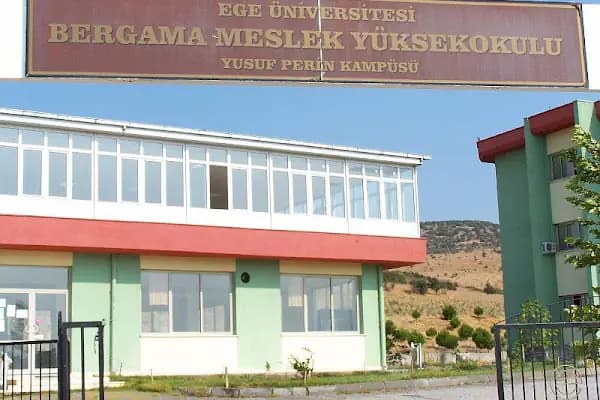 Ege Üniversitesi Bergama Myo - Üniversite - İzmir Bornova