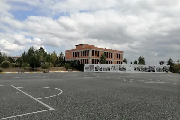 İstanbul - Küçükçekmece PAGEV Plastik Teknolojisi Mesleki ve Teknik Anadolu Lisesi - Meslek Okulu - İstanbul Avcılar
