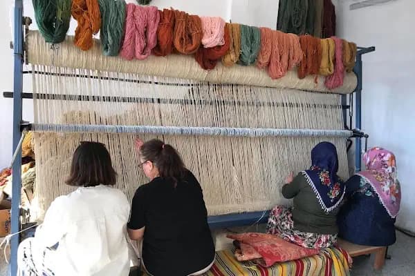 Pergamon Carpet Kadın Kooperatifi - Halı Üreticisi - İzmir Menemen