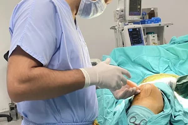 Op. Dr. Taha DEMİR, Orthocure Ortopedi Merkezi, Ataköy Towers - Ortopedi Cerrahı - İstanbul Bakırköy