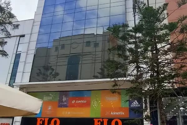 FLO Antalya Şarampol Mağazası - Ayakkabı mağazası - Antalya Muratpaşa