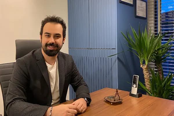Op. Dr. Mustafa Ekrem Güleş | Plastik, Rekonstrüktif ve Estetik Cerrahi - Estetik Cerrah - İstanbul Ataşehir