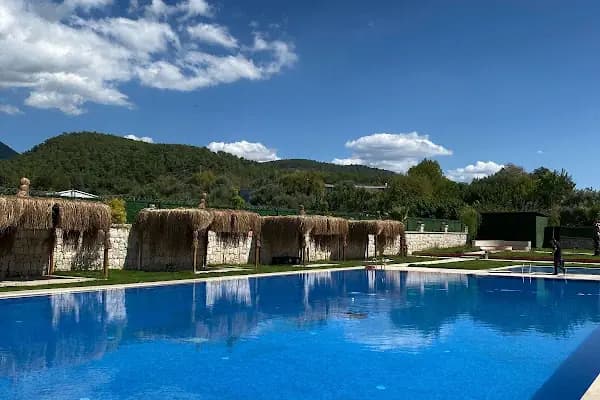 Riva Yapı / Riva Pool - Yüzme Havuzu İşleri Yüklenicisi - Balıkesir Edremit