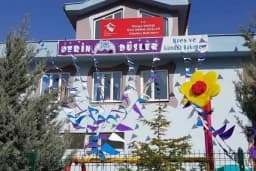 Derin Düşler Kreş Ve Gündüz Bakımevi