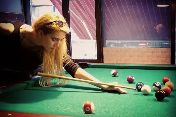 Ender Bilardo - Bilardo salonu - İstanbul Güngören