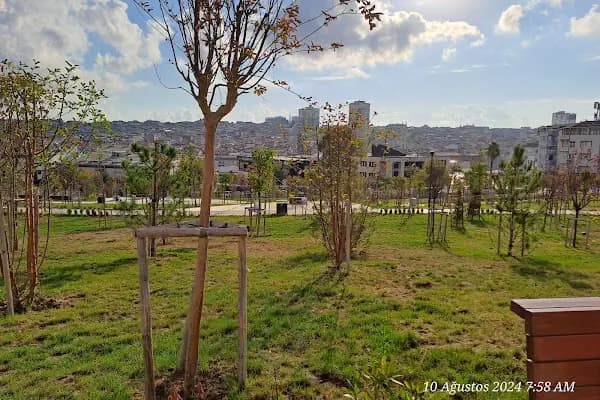 Bağcılar Millet Bahçesi - Şehir Parkı - İstanbul Kâğıthane