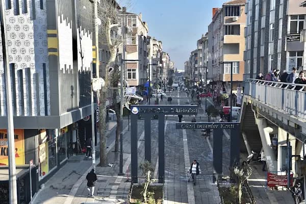Mareşal Caddesi Yürüyüş Yolu - Yürüyüş Alanı - İstanbul Eyüpsultan