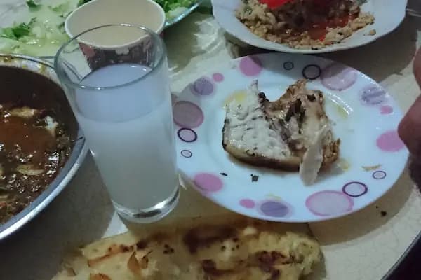 Yarenler Pide Izgara Salonu - Restoran - Denizli Acıpayam