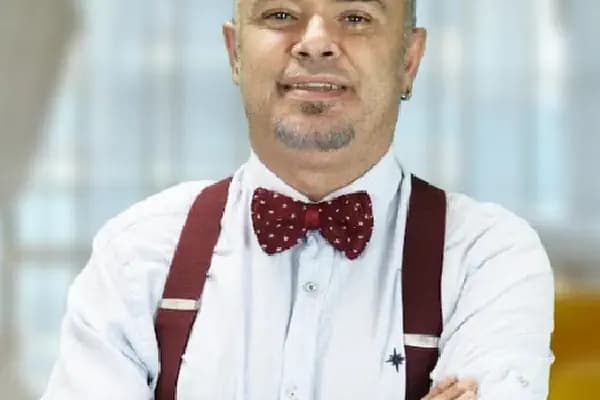 Prof. Dr. Mustafa Arı - Psikiyatr - Muğla Milas