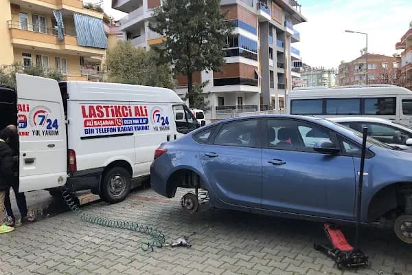 Lastikçi Ali - 7/24 Mobil Lastik - Ali Başaran - Oto Lastik Dükkanı - Antalya Kumluca