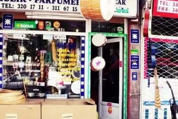 Yanıklar Müzik - Müzik aletleri mağazası - Ankara Altındağ