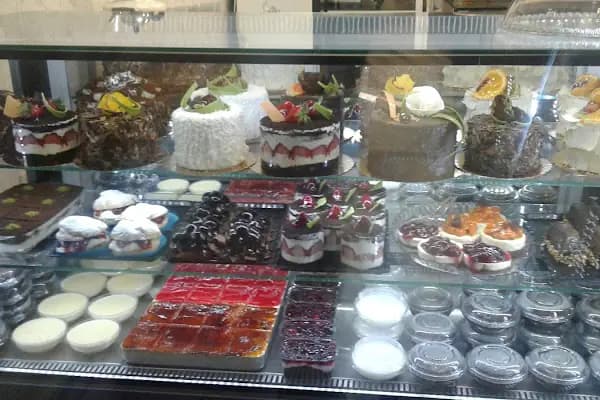 Yeliz Hanım Patisserie Balçova - Pastane - İzmir Balçova