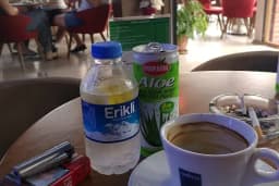 Black Bottle Tea &amp; Coffee Shop