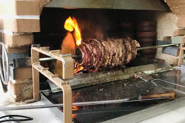 Artvin Çağ Döner Salonu - Dönerci - Bursa Gemlik