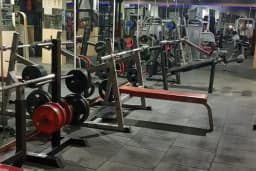 Dinamik Spor Salonu