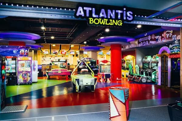 Trio Bowling &amp; Game World - Bovling salonu - İstanbul Başakşehir