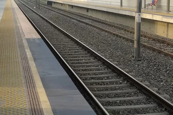 İzban İnkılap İstaysonu - Tren İstasyonu - İzmir Buca
