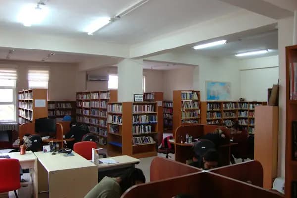Gölcük İlçe Halk Kütüphanesi - Kütüphane - Kocaeli İzmit