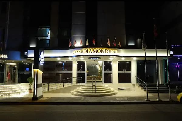 Mersin Park Yalçın Otel &amp; Mersin Hotels - Otel - Mersin Akdeniz