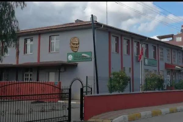 ÖZGÜR DOĞA GERİ DÖNÜŞÜM ATIK TOPLAMA AYIRMA VE DÖNÜŞÜM - ANTALYA - Geri Dönüşüm Merkezi - Antalya Muratpaşa