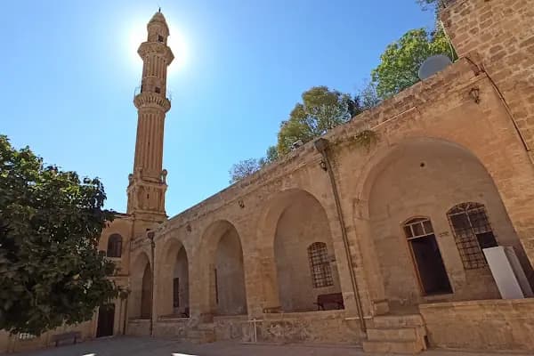 Şehidiye Medresesi - Tarihi Yer - Mardin Yeşilli