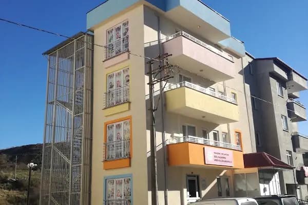 KALKINMA MİNİK ELLER ANAOKULU - Okul Öncesi - Trabzon Ortahisar