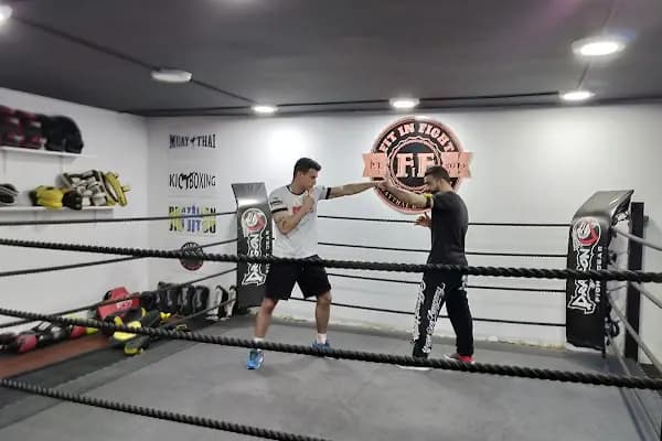 Fit in Fight - Spor salonu - İstanbul Başakşehir