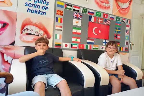 Diş Hekimi M. kaan aktoprak - Diş Kliniği - Antalya Alanya