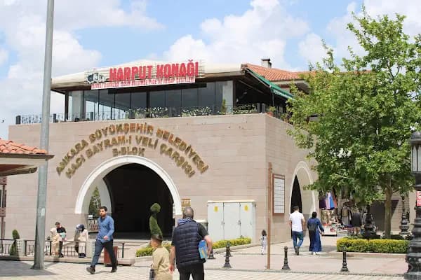 Hacıbayram Kitapçılar Çarşısı - Mağazalar ve Alışveriş - Ankara Keçiören