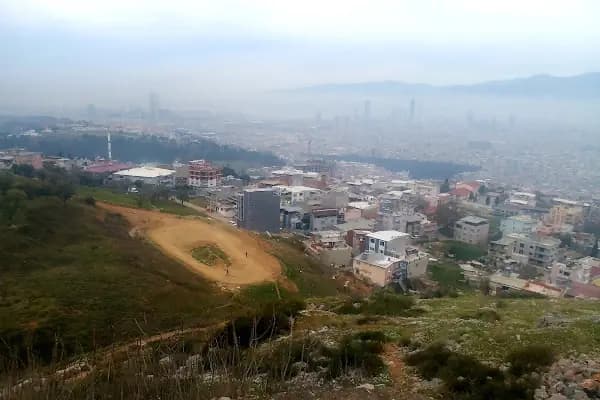 Bornova - Metro İstasyonu - İzmir Balçova