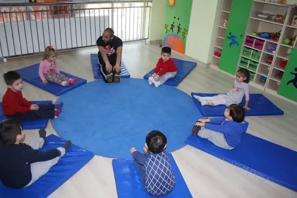 VERA KOLEJİ ORTAOKULU &amp; VERA KOLEJİ ERKEK ANADOLU LİSESİ &amp; VERA KOLEJİ ERKEK FEN LİSESİ - Eğitim Kurumu - Ankara Altındağ