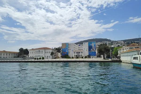 Deniz Harp Okulu Heybeliada Yerleşkesi Komutanlığı - Kolej - İstanbul Avcılar