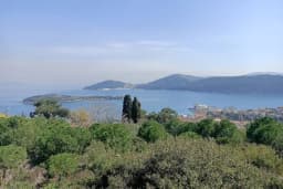 Burgazada Mezarlığı