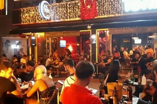 Tenha Local Pub Alanya - Bar - Antalya Elmalı