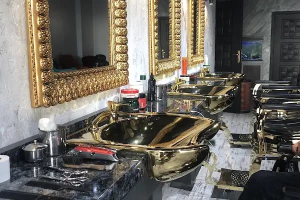 Veli Baranok Bay Bayan Guzellik Salonu - Kuaför - Konya Meram