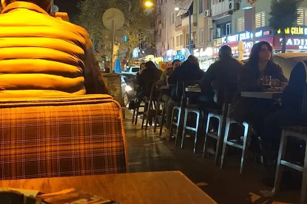Dungeon Gastro Pub - Yemekli bar - İzmir Balçova