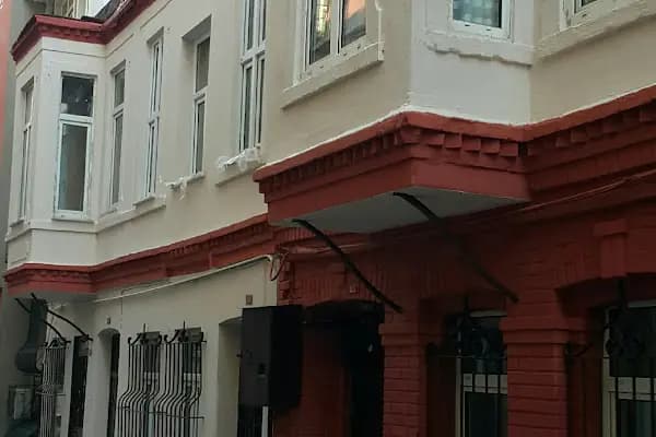 Elmadağ Kilisesi - İbadethane - İstanbul Kâğıthane