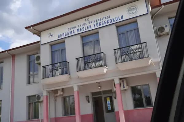 Dokuz Eylül Üniversitesi Bergama Meslek Yüksekokulu - Üniversite - İzmir Bergama
