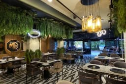AURA CAFE