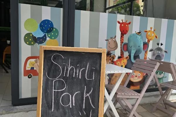 Sihirli Park Kapalı Oyun Alanı ve Cafe - Oyun Alanı - İzmir Balçova
