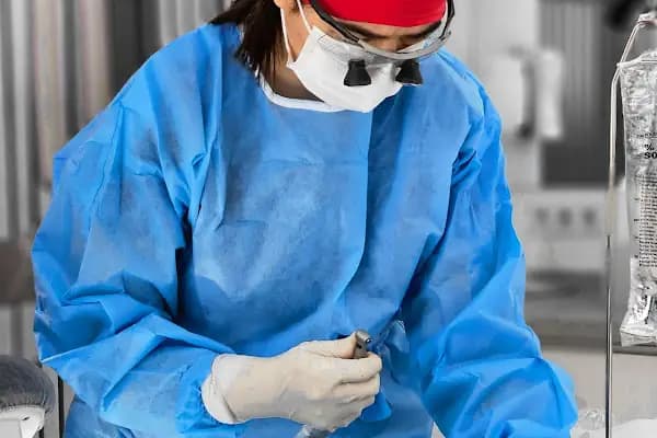 Diş Hekimi ALEV SALMAN SEREL - Diş Kliniği - Antalya Kepez