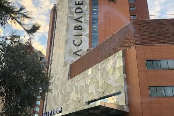 Acıbadem Ankara Hastanesi Saç Ekim Merkezi - Saç Transplantasyonu Kliniği - Ankara Çankaya