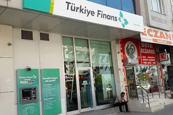 Türkiye Finans Arnavutköy Şubesi - Banka - İstanbul Bahçelievler