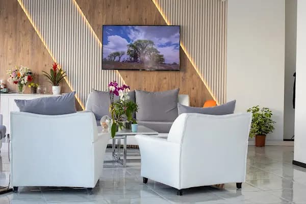 Özel Dinçalya Ağız ve Diş Sağlığı Polikliniği - Diş Kliniği - Antalya Döşemealtı