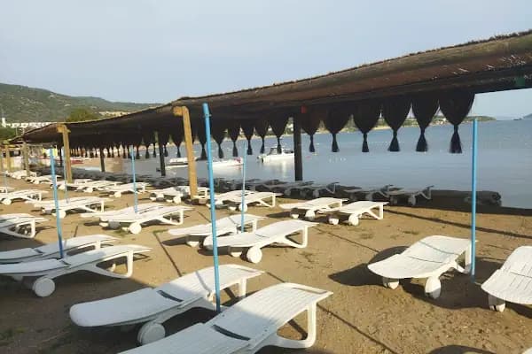 Eos Kamping - Kamp Alanı - İzmir Bayraklı