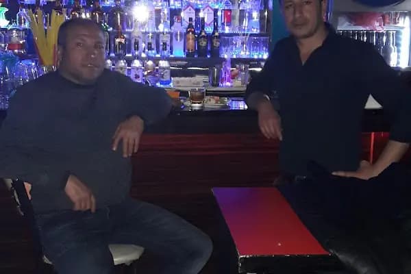 Arka Sokak - Karaoke bar - İzmir Bornova