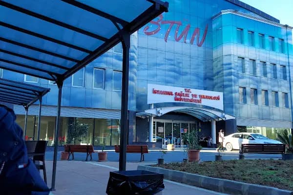 İstanbul Sağlık ve Teknoloji Üniversitesi - Özel Üniversite - İstanbul Adalar